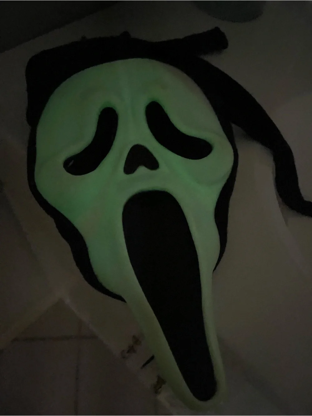 Vintage Scream Ghostface Mask Easter Unlimited MK Cotton Shroud Green Glow